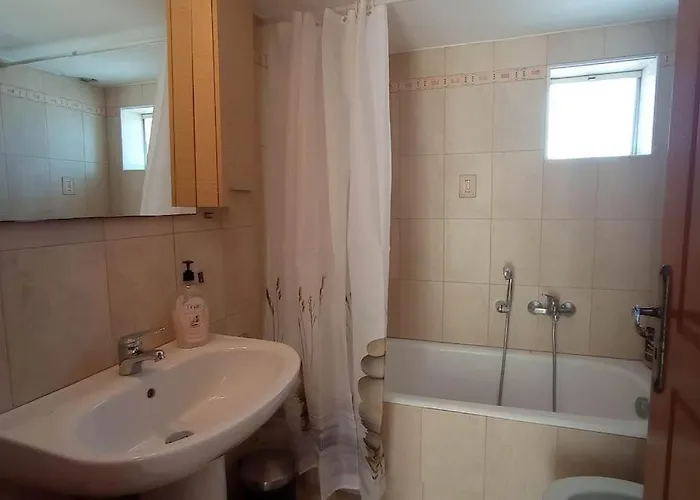 Hampilou Apartment *