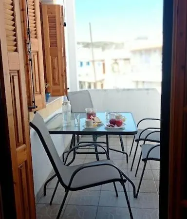 Hampilou * Naxos City